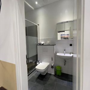 Standard Zimmer mit zwei Einzelbetten
